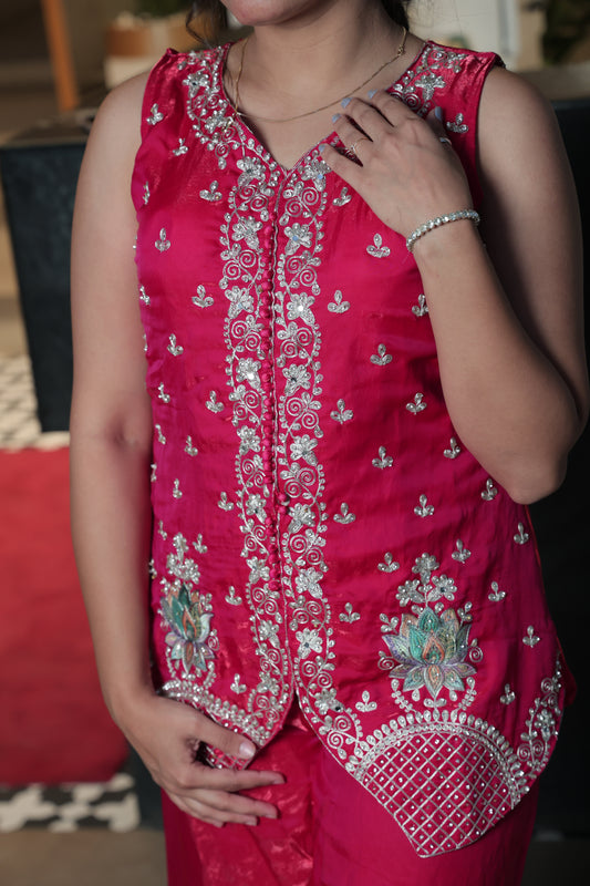 The Fuschia Embroidered Sleeveless Kurti and Palazzo Set