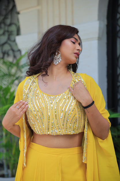 Golden Glow Cape Set – Sunshine Edition by Elira