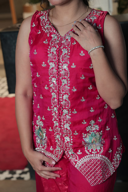 The Fuschia Embroidered Sleeveless Kurti and Palazzo Set